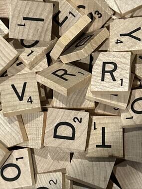 670 Wood Scrabble Tiles Engraved Letters Arts Crafts Jewelry Ornaments DIY